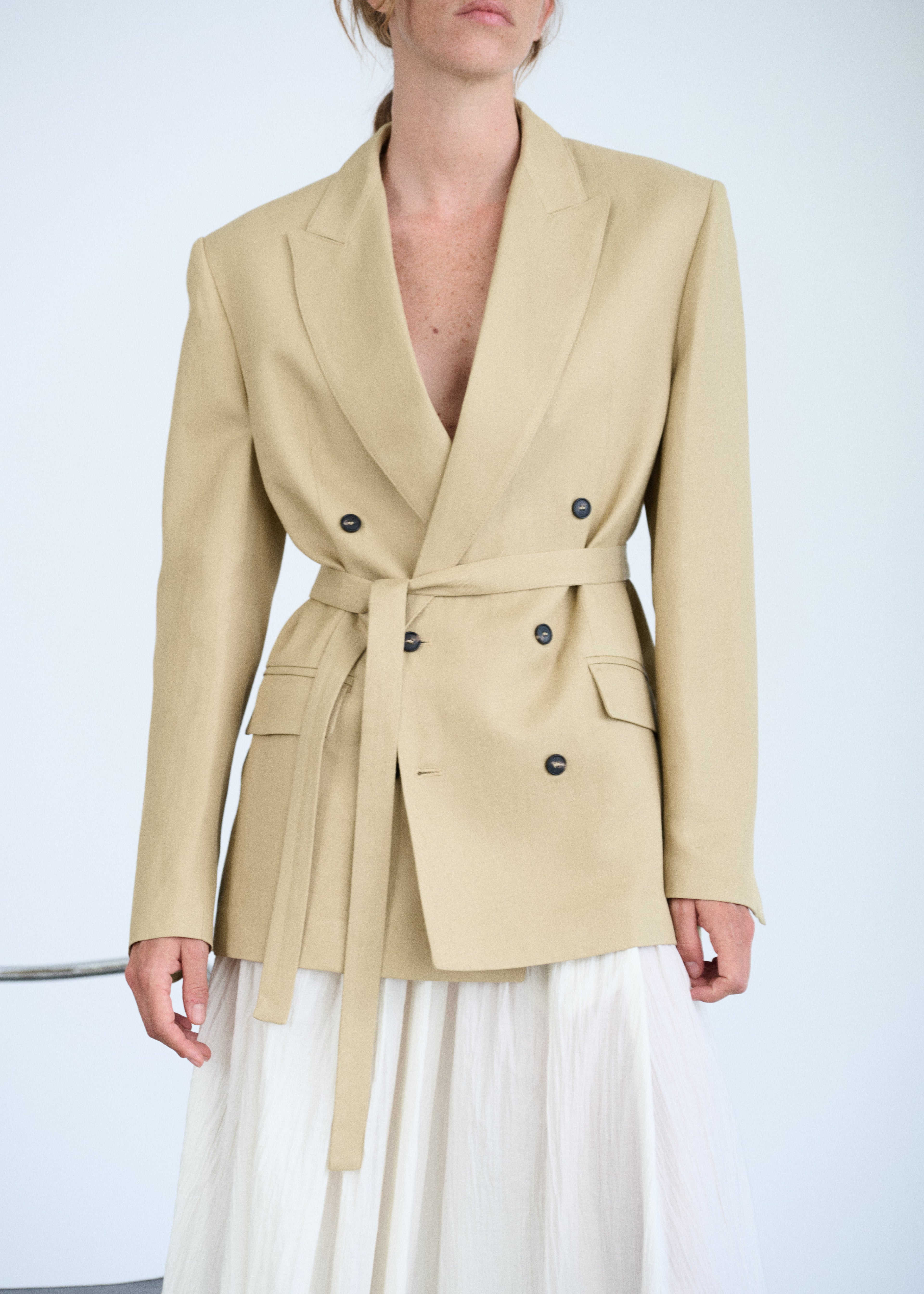 FROST BELTED BLAZER - SAND