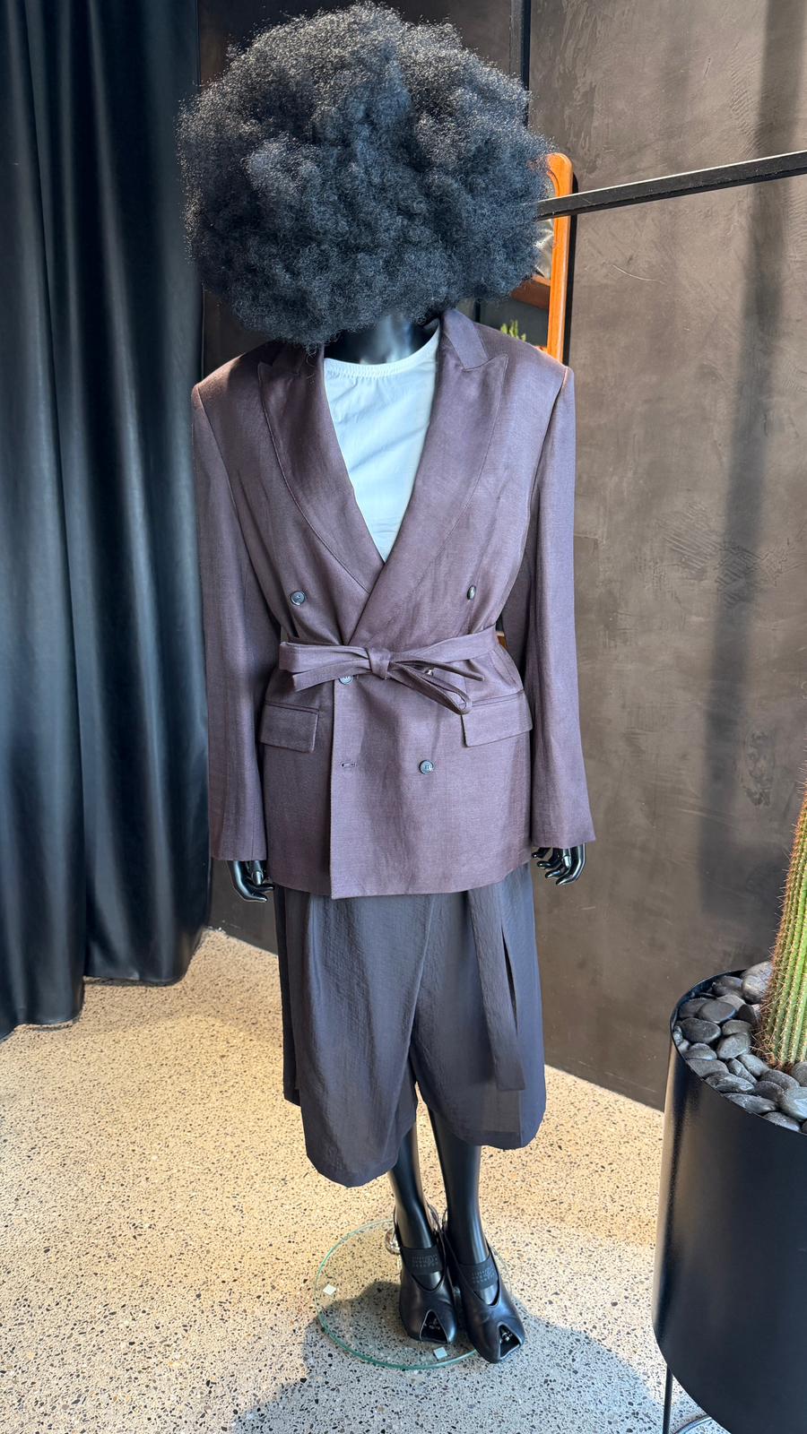 FROST BELTED BLAZER - COFFEE